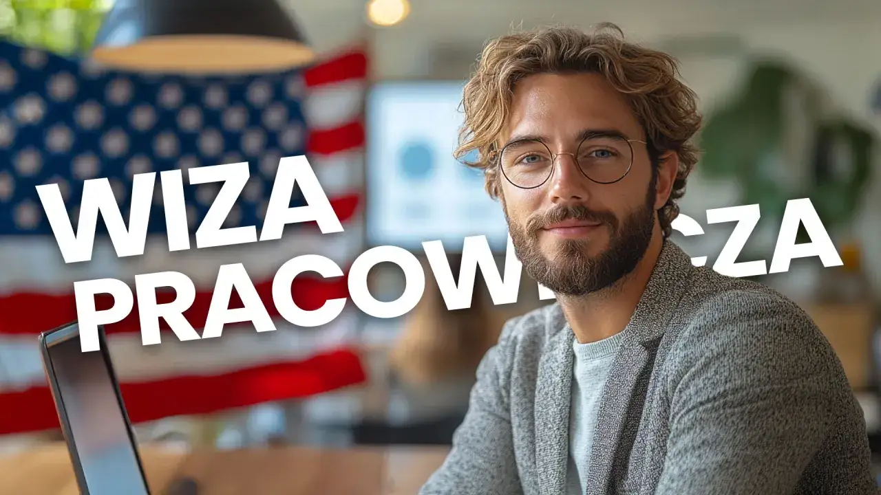 Mężczyzna z okularami na tle flagi USA. Czy promesa zatrudnienia do wizy pracowniczej gwarantuje jej wydanie?