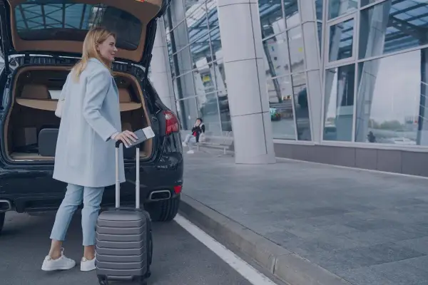 Transfer z lotniska do hotelu a czas pracy - Jak to rozliczyć?